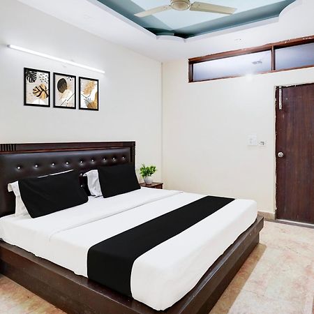 נוידה Hotel O Ashoka Inn Hotel Near Botanical Garden מראה חיצוני תמונה