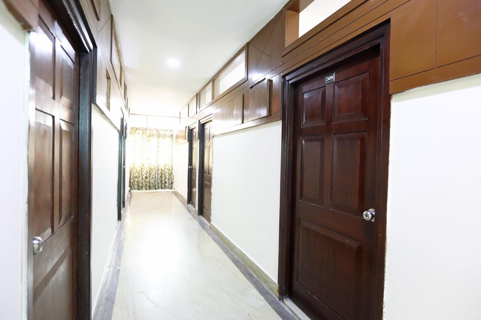נוידה Hotel O Ashoka Inn Hotel Near Botanical Garden מראה חיצוני תמונה