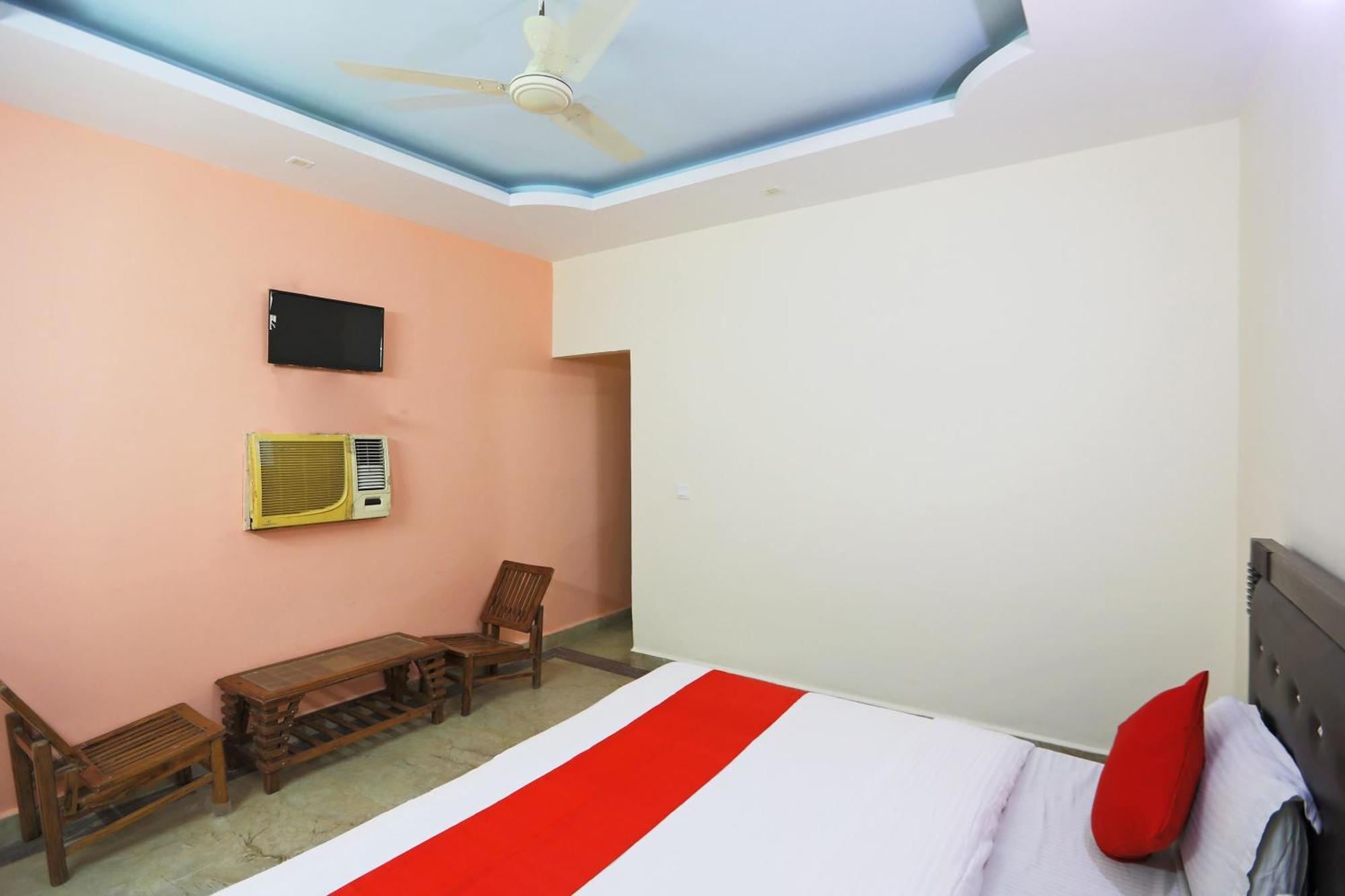 נוידה Hotel O Ashoka Inn Hotel Near Botanical Garden מראה חיצוני תמונה
