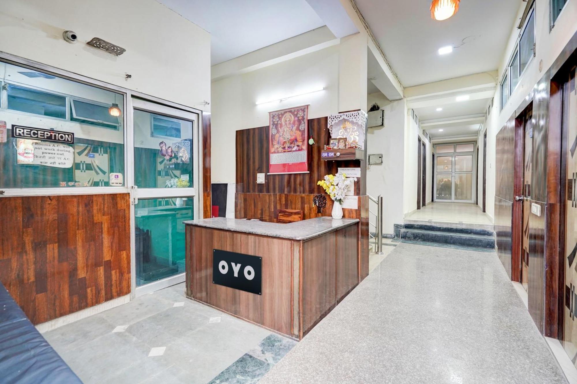 נוידה Hotel O Ashoka Inn Hotel Near Botanical Garden מראה חיצוני תמונה